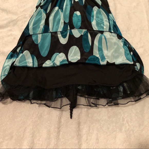 Le château Prom dress wore one time - Picture 5 of 6